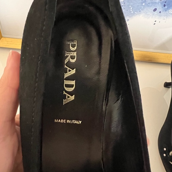 Prada shoes size 38 - Picture 4 of 8